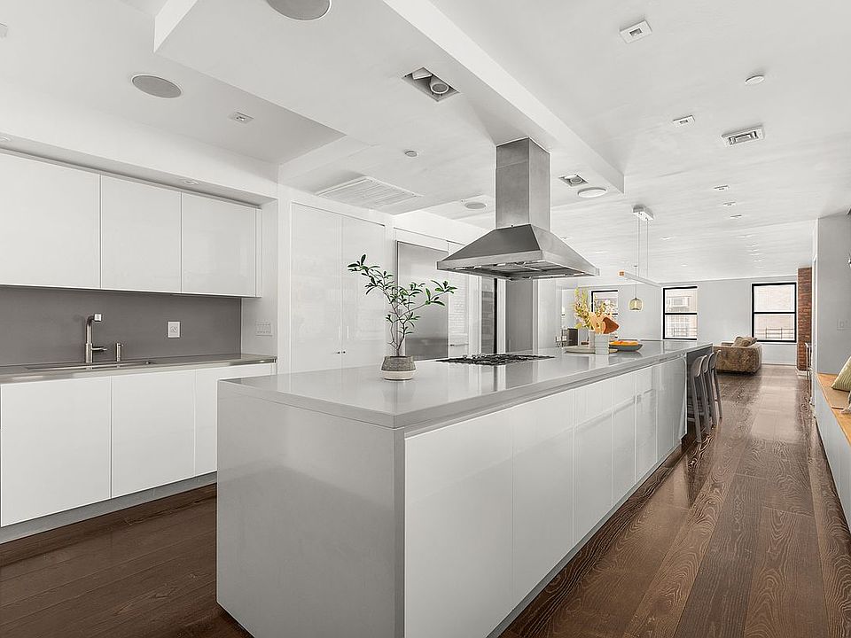 1st image of 71 Ludlow St APT 3B