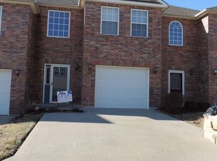 1214 Dustins Way, Warrensburg, MO 64093