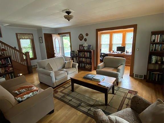 5th image of 13 Park Terrace Pl