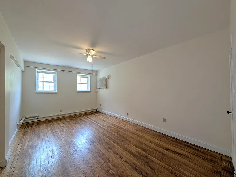 14 Ware St #2 — Photo 11