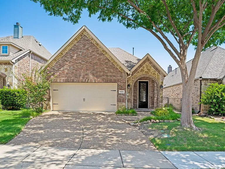 9404 National Pines Dr — Photo 3