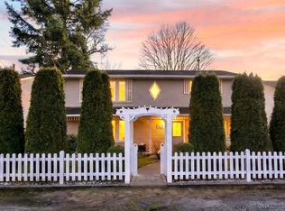 34974 Clayburn Rd, Abbotsford, BC V2S7Y9