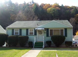 955 Day Hollow Rd, Endicott, NY 13760