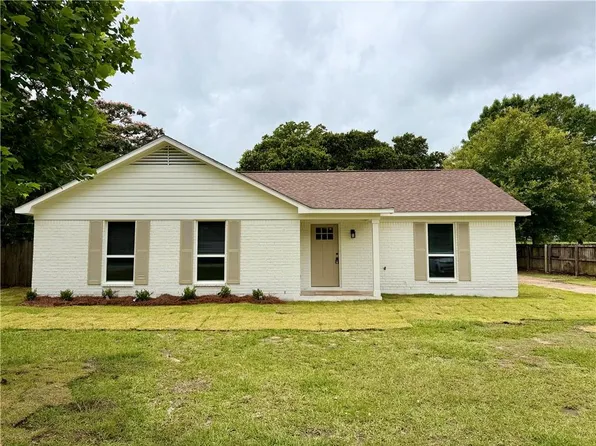 4530 Schillinger Rd S, Mobile, AL 36619