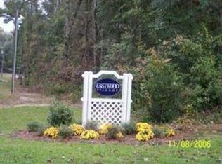 18 Old Cottage Ln, Midway, GA 31320