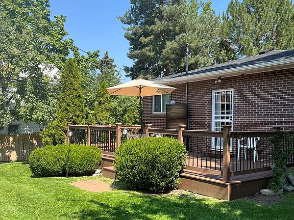 Newer Trex large 24x12 ft deck!