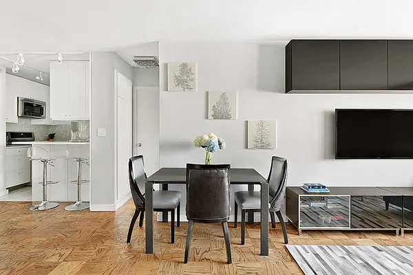 Sold by Compass | media 4