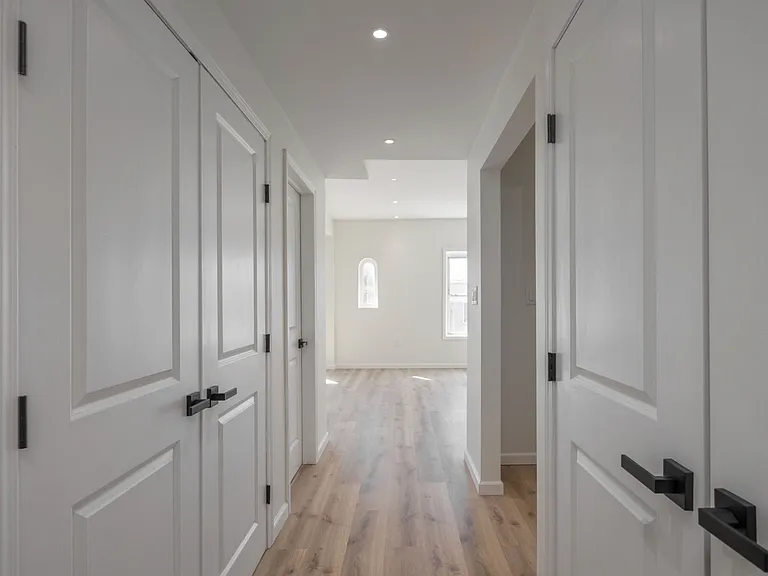 3250 Lorain Ave — Photo 22