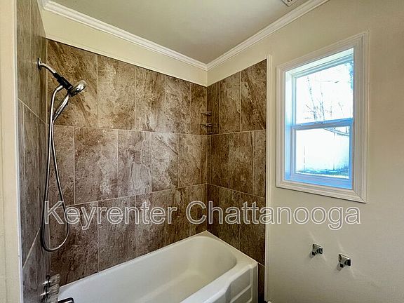 5th image of 1315 Adonna Ln