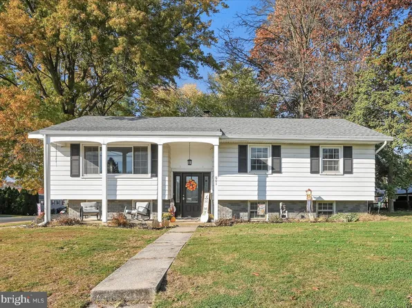 601 E Hummelstown St, Elizabethtown, PA 17022