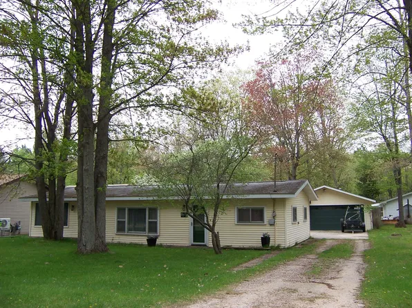 8778 N Townline Rd, Roscommon, MI 48653