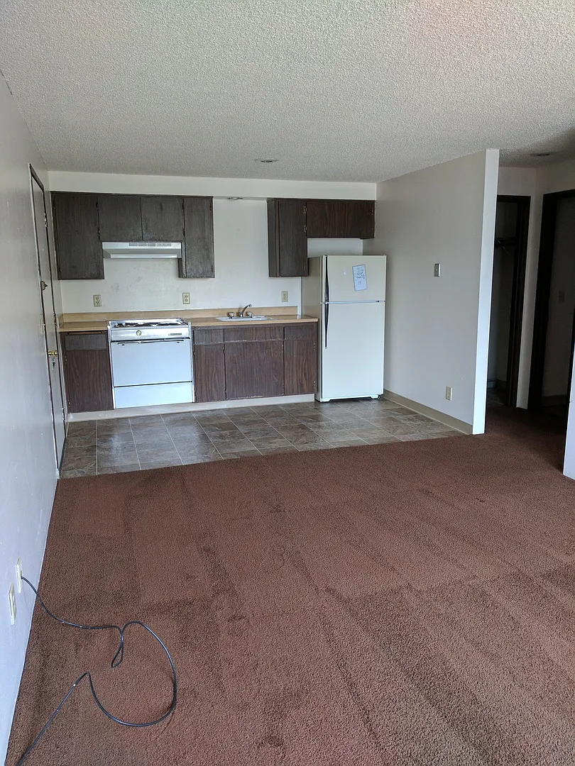 p&k2llc1 — Photo 3