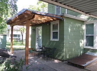 Juliette N 203, Manhattan, KS 66502