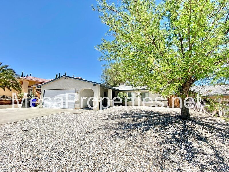 1st image of 13672 Oakmont Dr