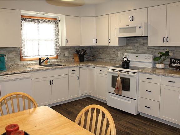 4th image of 1018 E Northland Dr