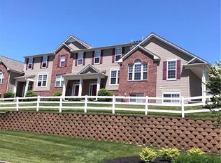 950 Croghan Way, Akron, OH 44321