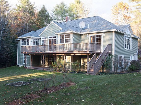 3rd image of 13 Little Brook Dr
