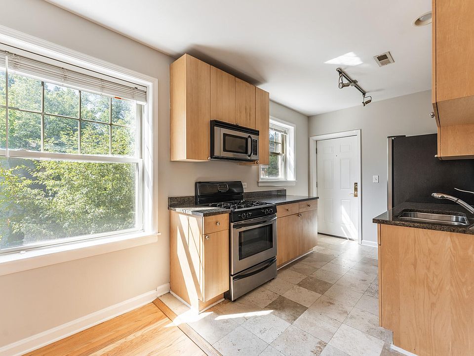 1st image of 7316 N Honore St #208
