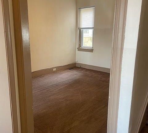 4th image of 425 Ripka St