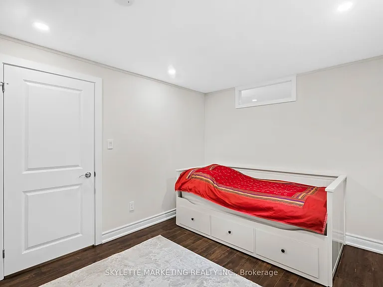 17 Sabrina Ct #BASEMENT — Photo 19