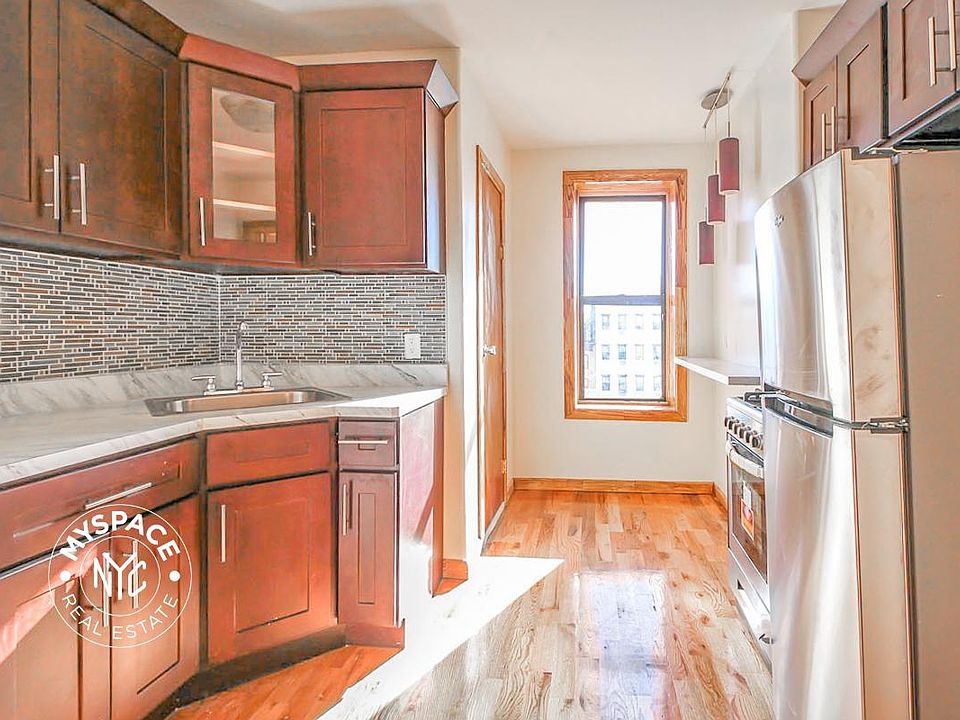 1st image of 134 Boerum St APT C2