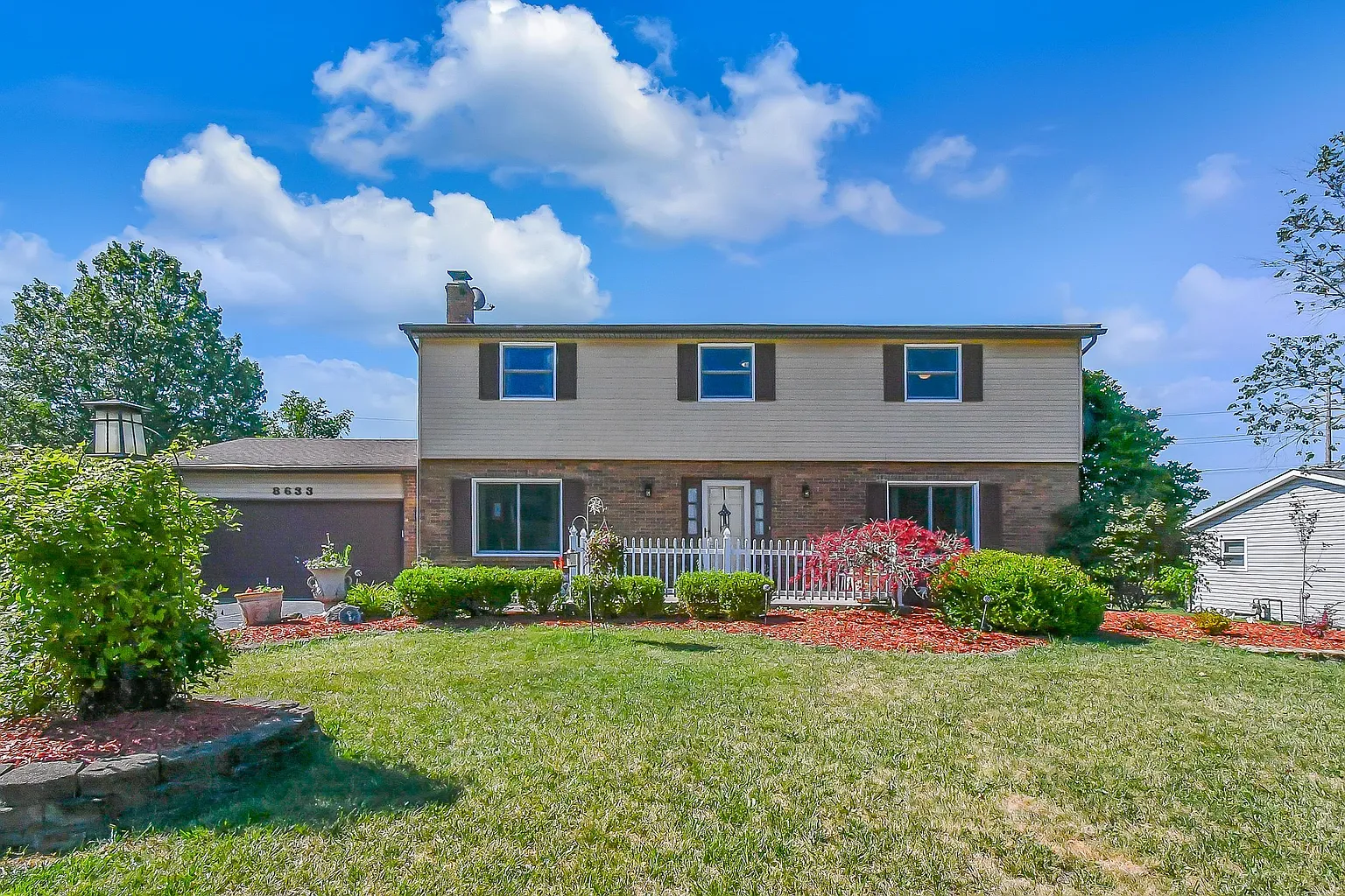 8633 Meadowton Ct photo 1