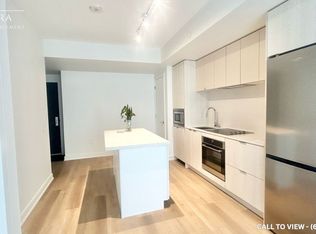 3009 Novar Rd #1209, Mississauga, ON L5B 1S4