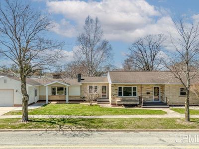 606 S 13th St, Gladstone, MI, 49837