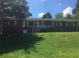 324 Tucker Rd, Spartanburg, SC 29306