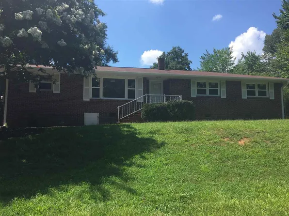 324 Tucker Rd, Spartanburg, SC 29306