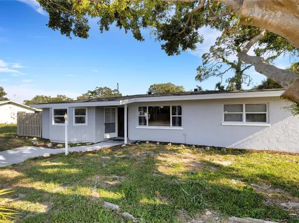 3084 Williamsburg St, Sarasota, FL 34231