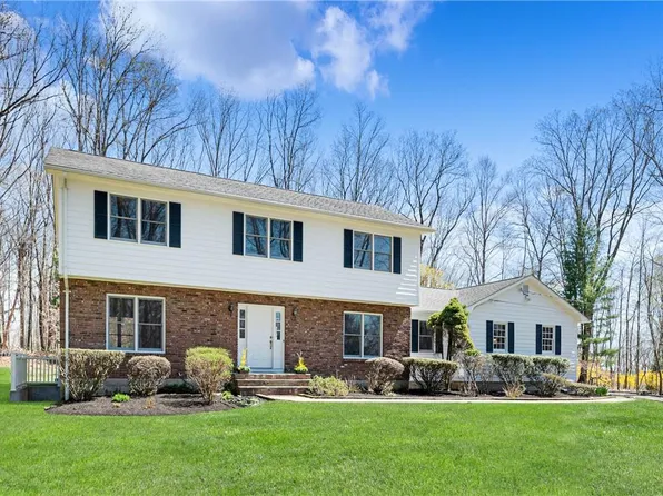 28 Cortlandt Manor Road, Katonah, NY 10536