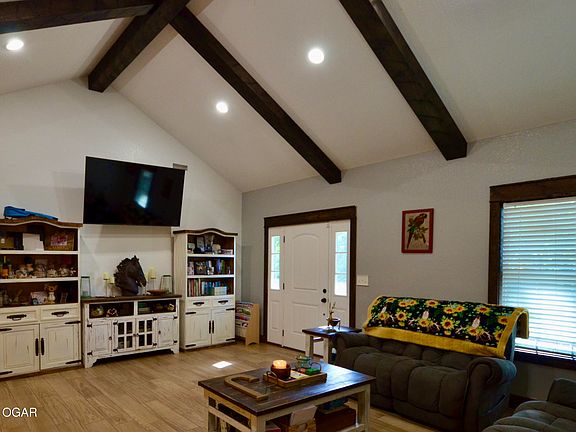 3rd image of 8073 Jasmine Dr