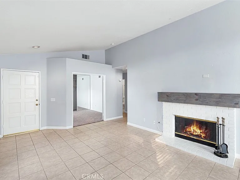 28243 Valombrosa Dr — Photo 4