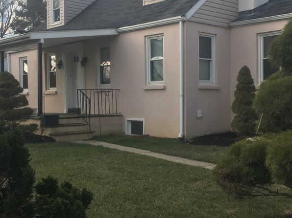 2937 N Wales Rd Floor 1