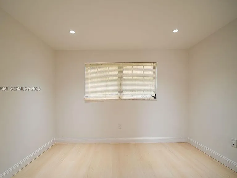 1550 S Greenway Dr — Photo 18
