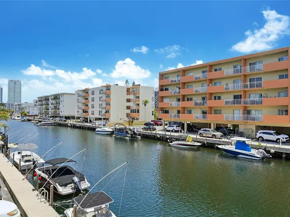 3536 NE 168th St APT 206, North Miami Beach, FL 33160