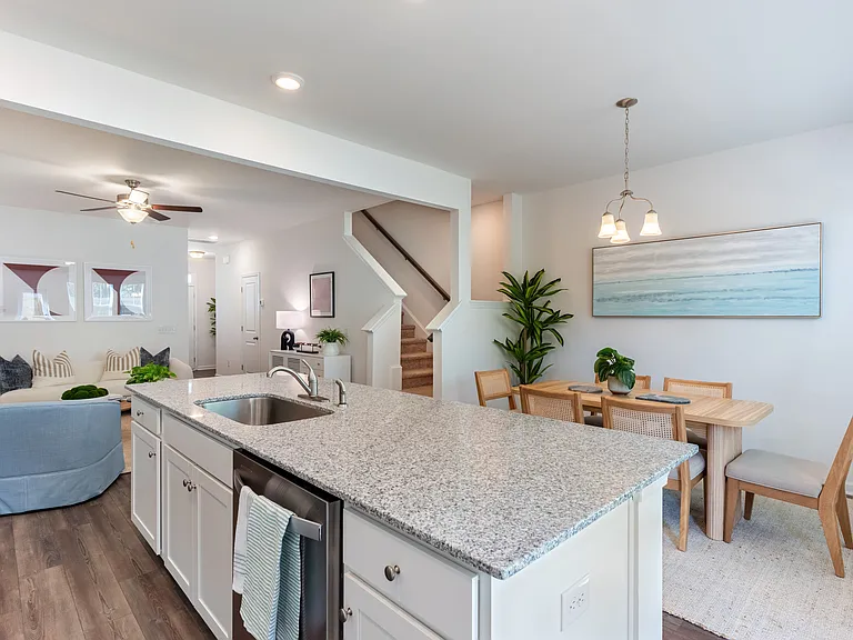 Outpost Creek Townhomes — Photo 9