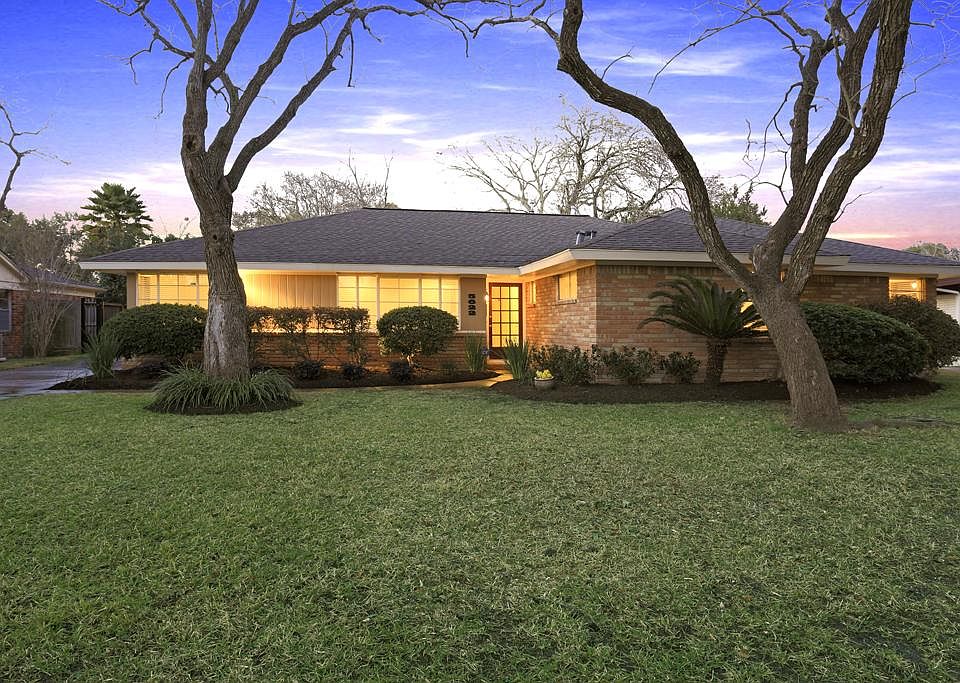 Welcome to 5622 Spellman!