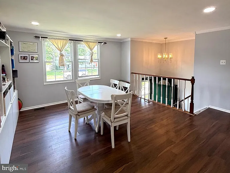 4743 Pomegranate Ct — Photo 2