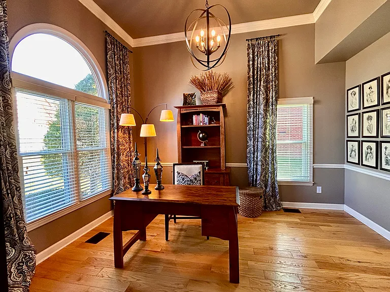 517 Rivercrest Cv — Photo 15