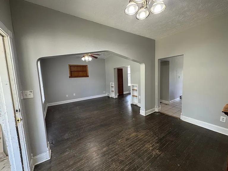 6547 Bedford Ave — Photo 6