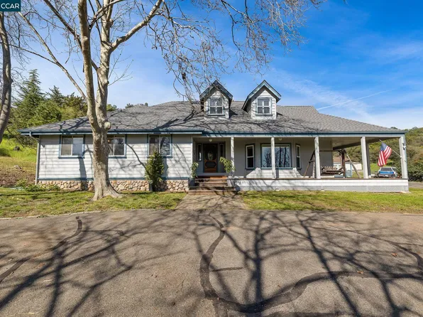 1055 Itow Ct, Penryn, CA 95663