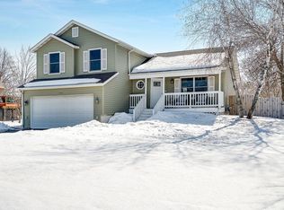 7140 Lower 170th Ct W, Rosemount, MN 55068