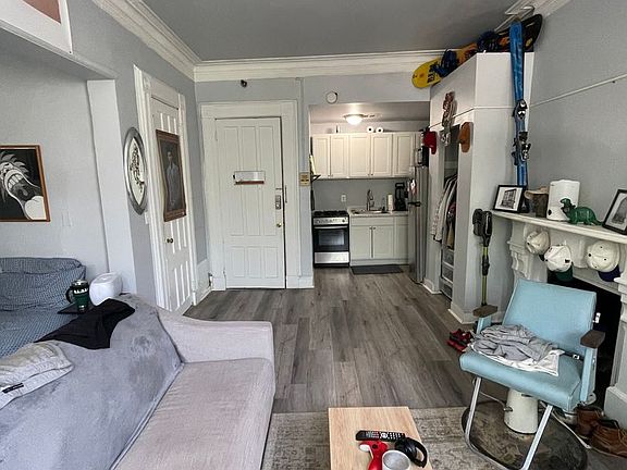 4th image of 251 State St APT 4A