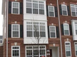 42683 Hollyhock Ter, Ashburn, VA 20148