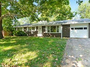 1733 Vaughn Dr, Manhattan, KS 66502