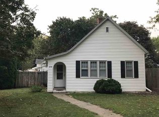 619 4th Ave S, Clinton, IA 52732