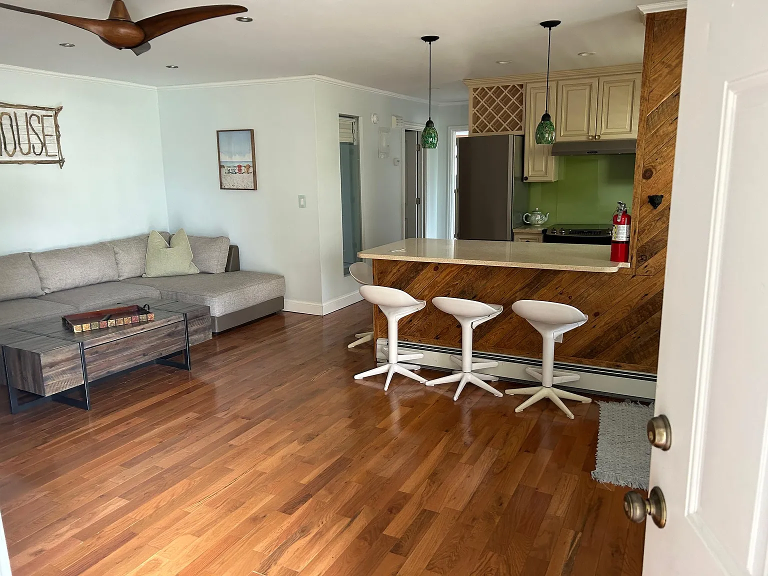 41 Wharfside Dr — Photo 2
