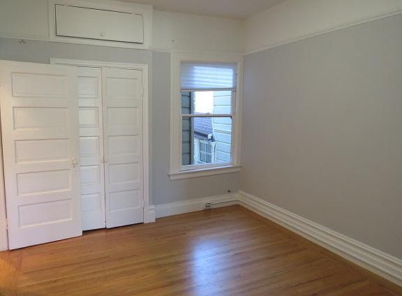 5th image of 1176 Sanchez St #B